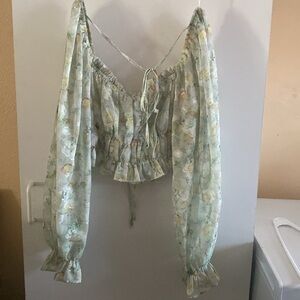 Woman’s cute top sheer arms green and yellow flowers